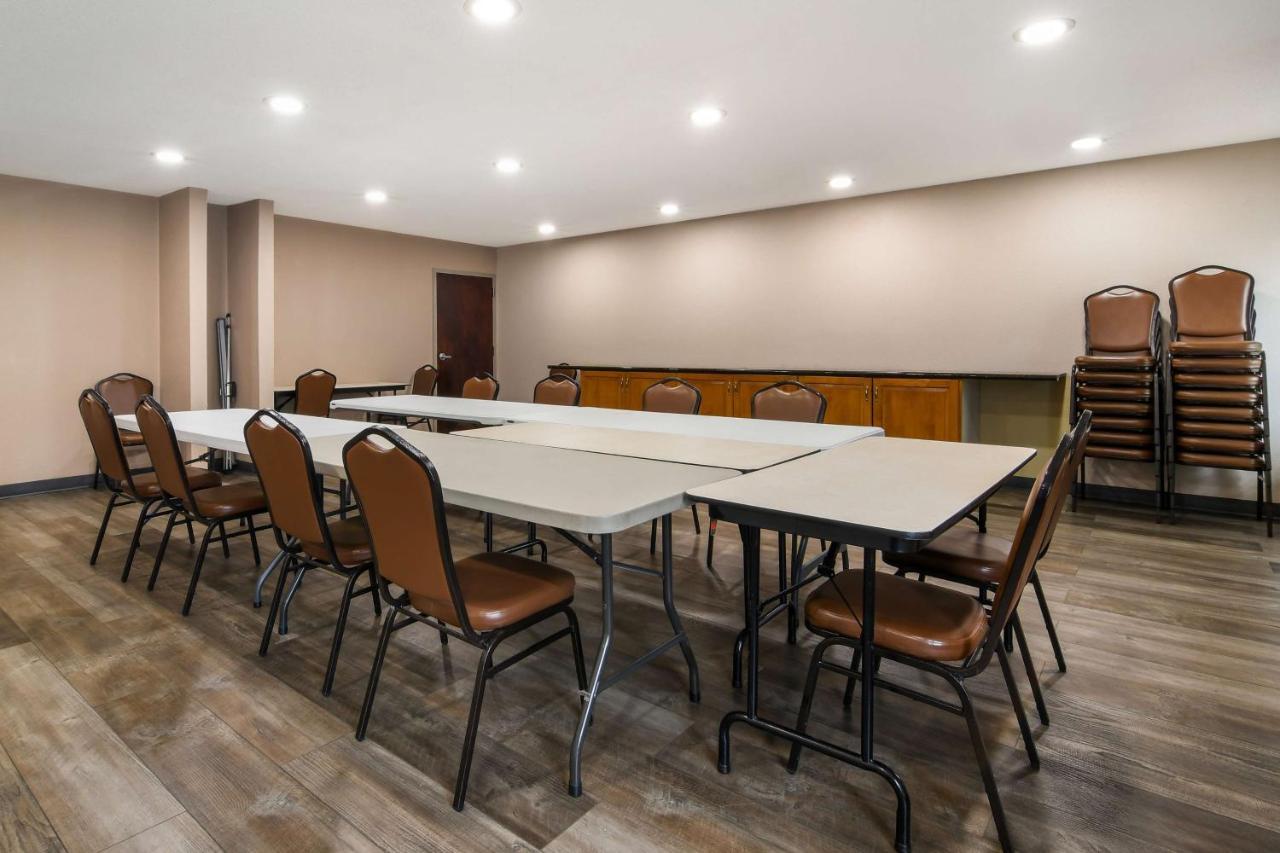 Surestay Hotel