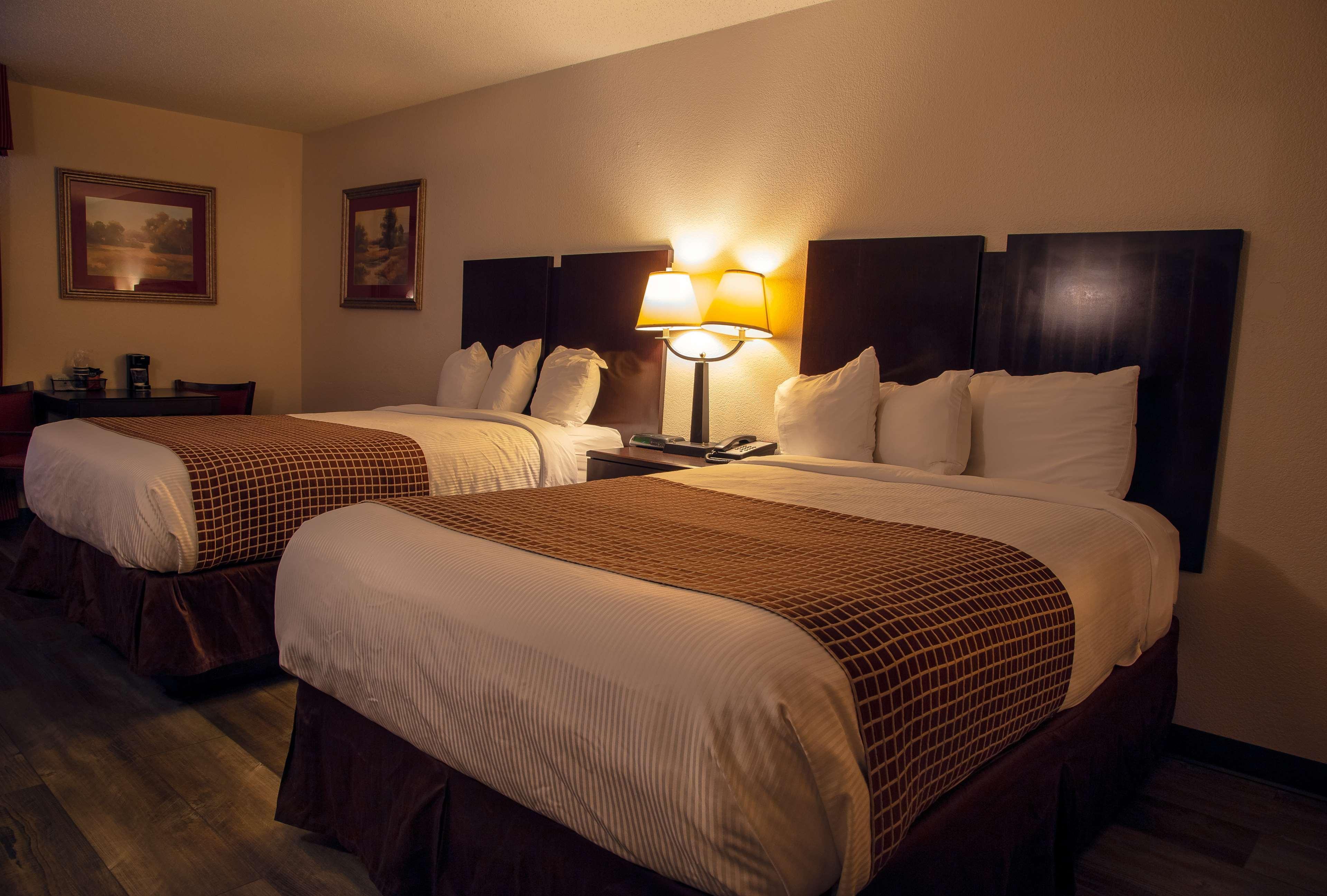Hotel Surestay 2*