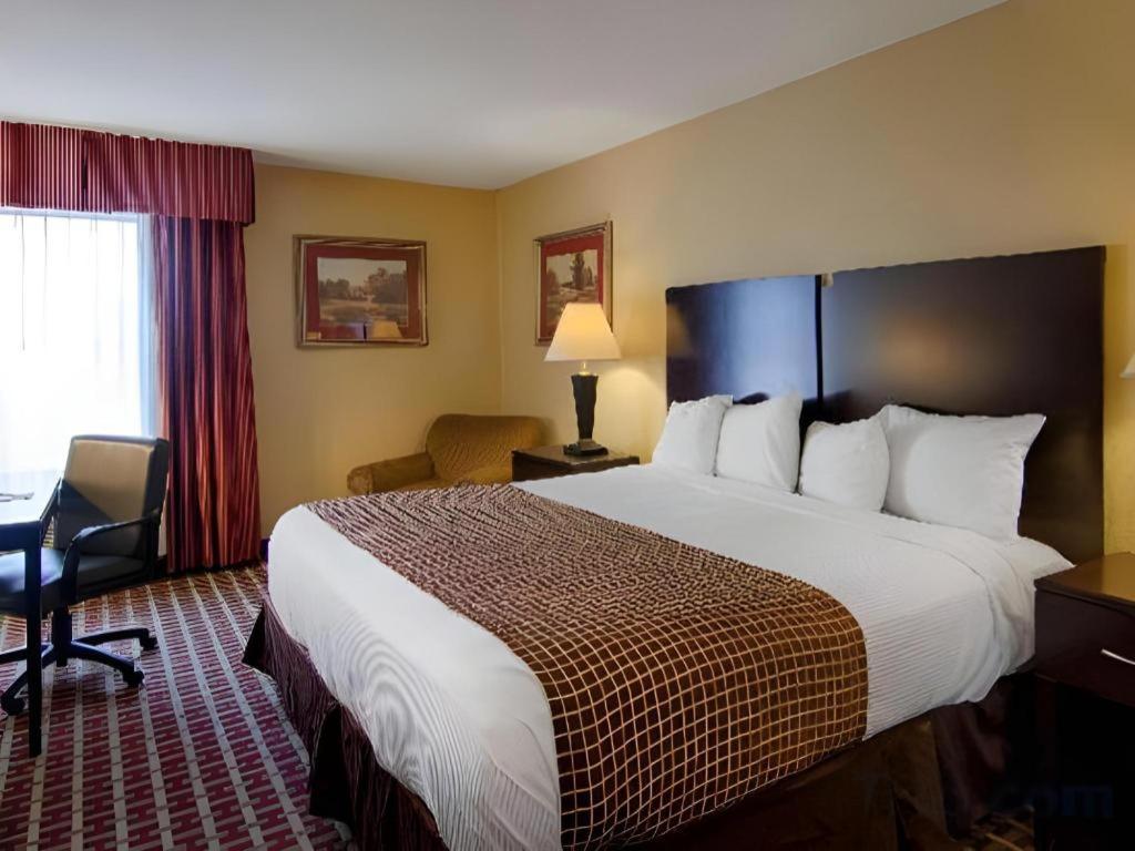 Hotel Surestay Tarboro