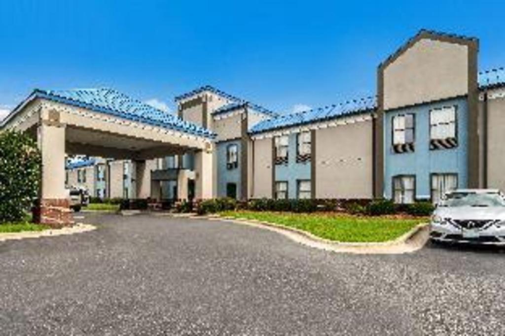Surestay Tarboro