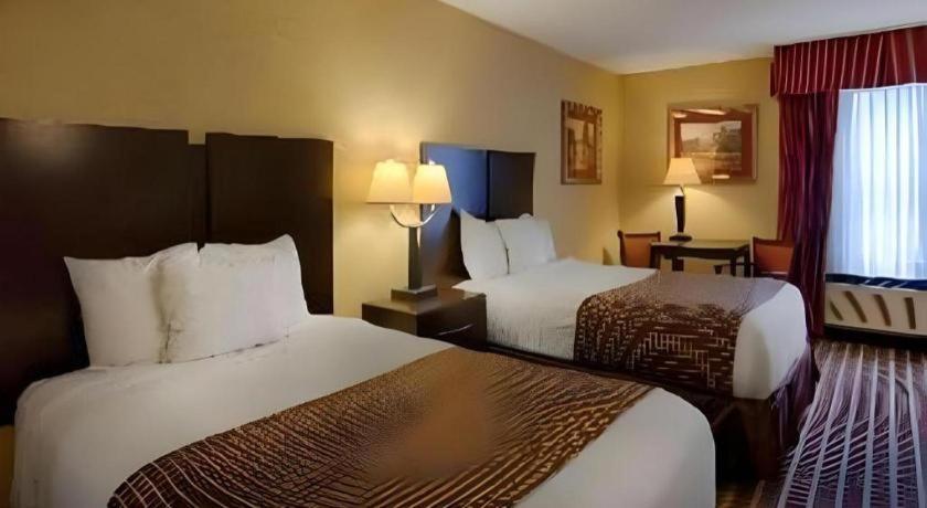 Surestay Hotel 2*