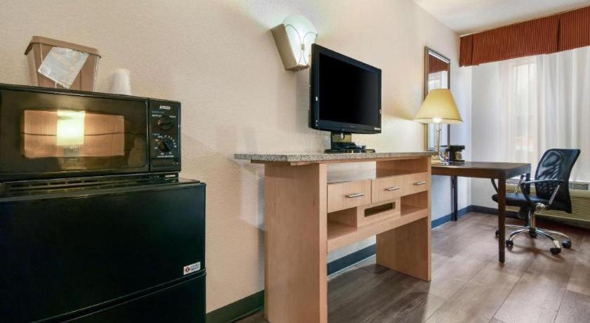 Hotel Surestay Tarboro
