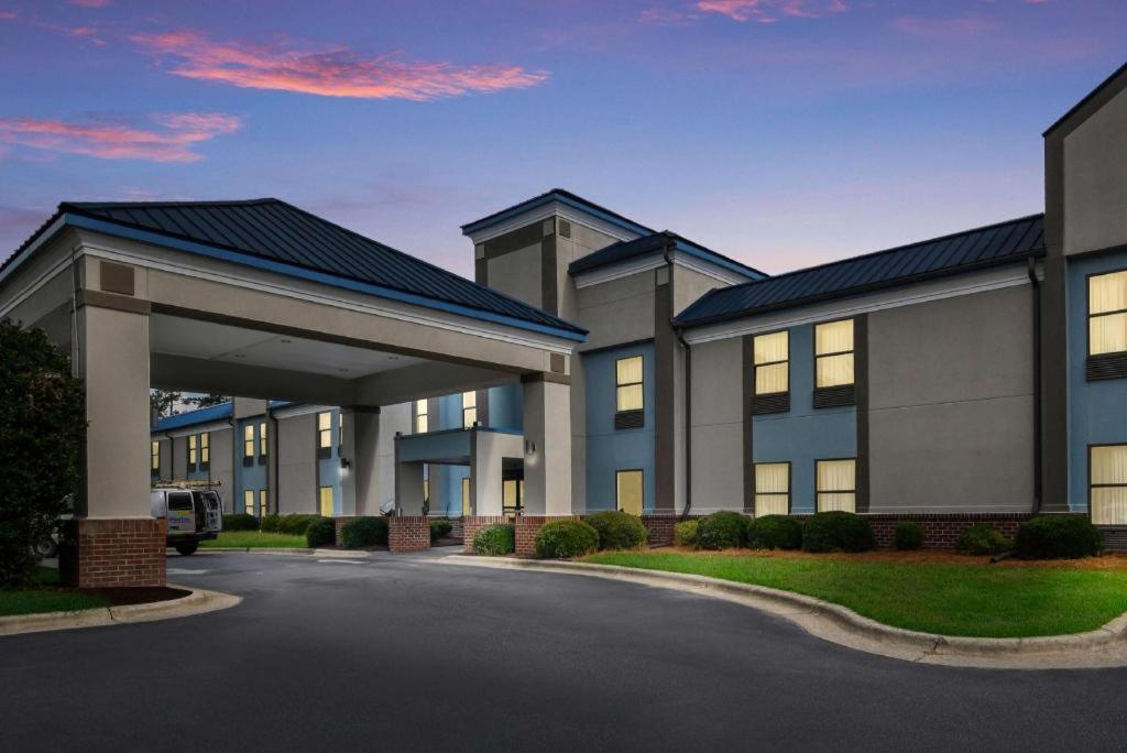 Surestay 2* Tarboro